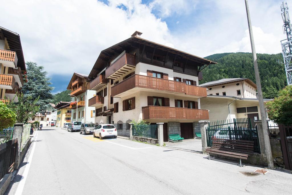 Residence Alpen Casavacanze Pinzolo Eksteriør bilde